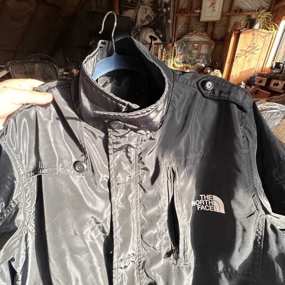 The North Face Men's Black Jacket, Plaid Lining, Lightweight